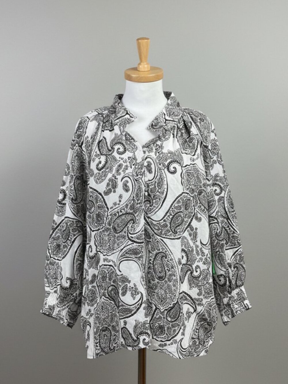 Zoe Kratzmann black and white paisley print blouse, size 10